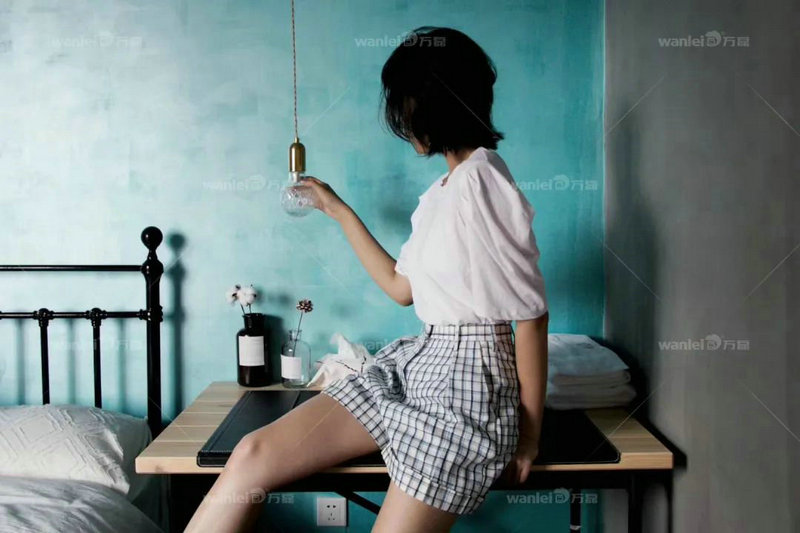 大連民宿老板娘用金屬絲絨，把小房間裝修成我住不起的樣子