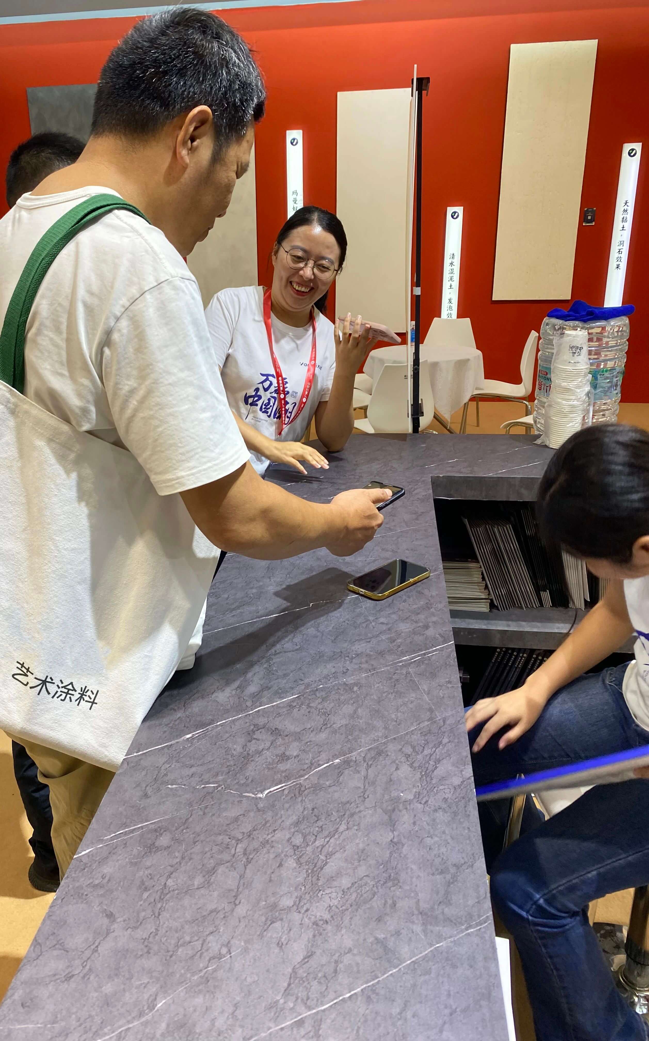 最“省”新品呈現(xiàn)！萬磊涂料國潮館實(shí)力吸睛！