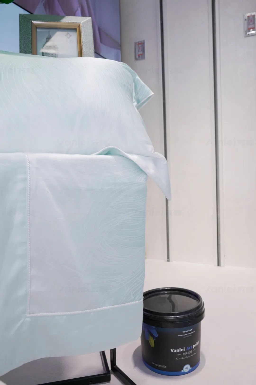 萬(wàn)磊案例賞析 | 金屬遇上絲絨，尋覓絲質(zhì)般舒適生活