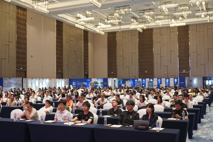 一場發(fā)布會，一場千人狂歡嘉年華 | 2025萬磊廣佛千人行完滿成功