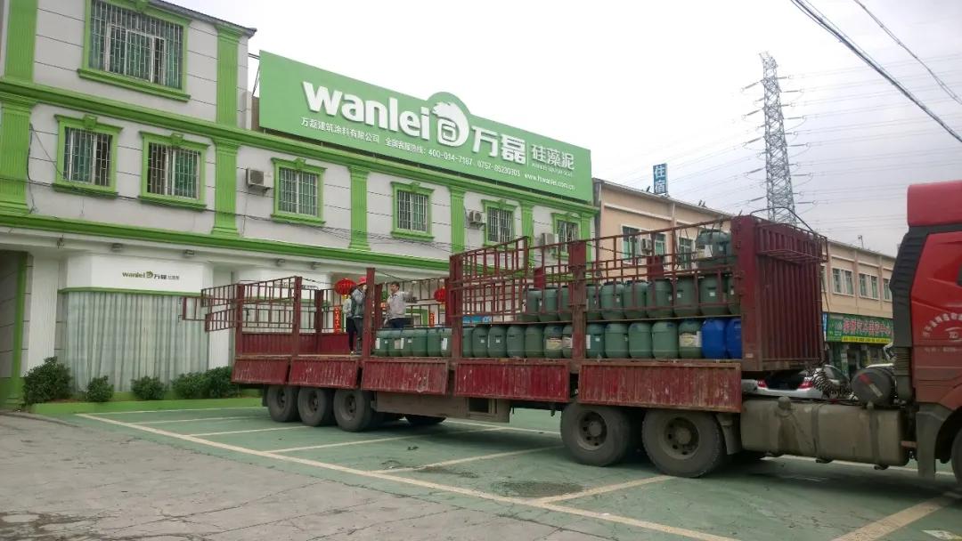 節(jié)后復(fù)工大單 | 今天，又有30噸萬磊無阻力真石漆即將為你的新家添磚加瓦